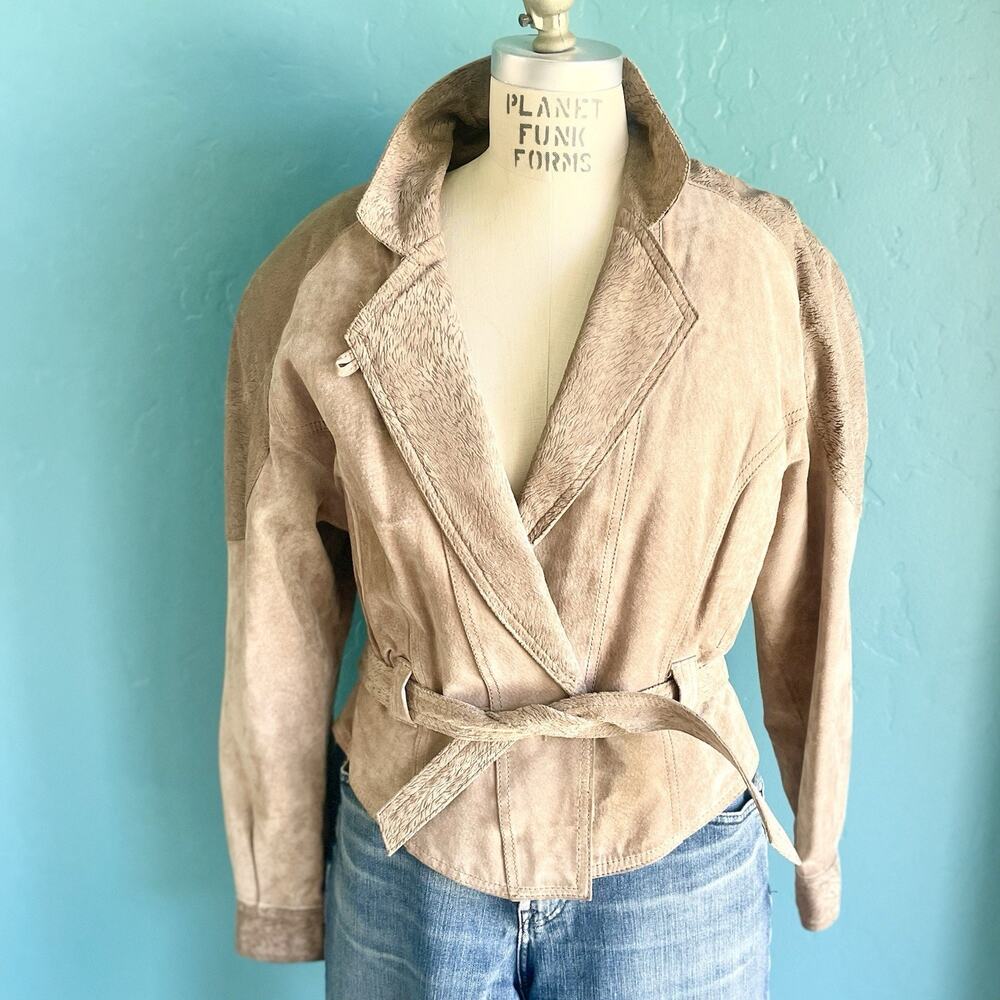 Vintage 80’s Byrnes & Baker Women Beige Belted Thinsulate Insulated Jacket M